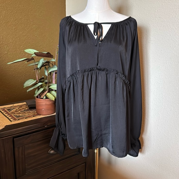 glam Tops - Black Smock blouse with ties
